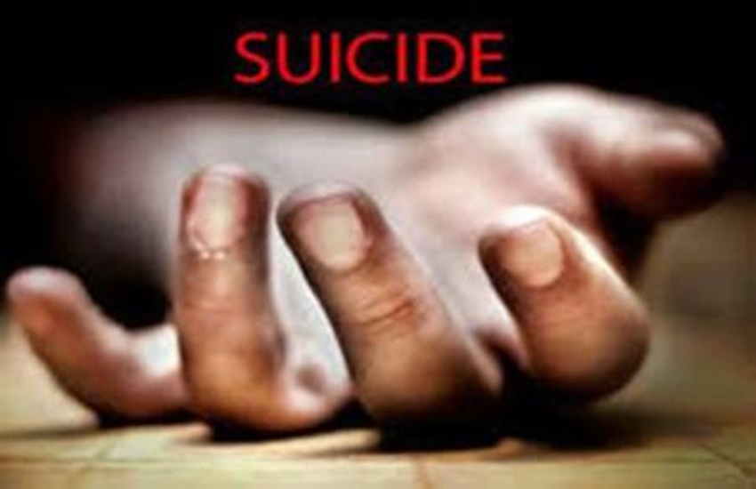 Image result for à¤à¤¾à¤°à¤¤à¥ à¤à¥à¤²à¥à¤ मà¥à¤ महिला नॠà¤à¥ à¤à¤¤à¥à¤®à¤¹à¤¤à¥à¤¯à¤¾